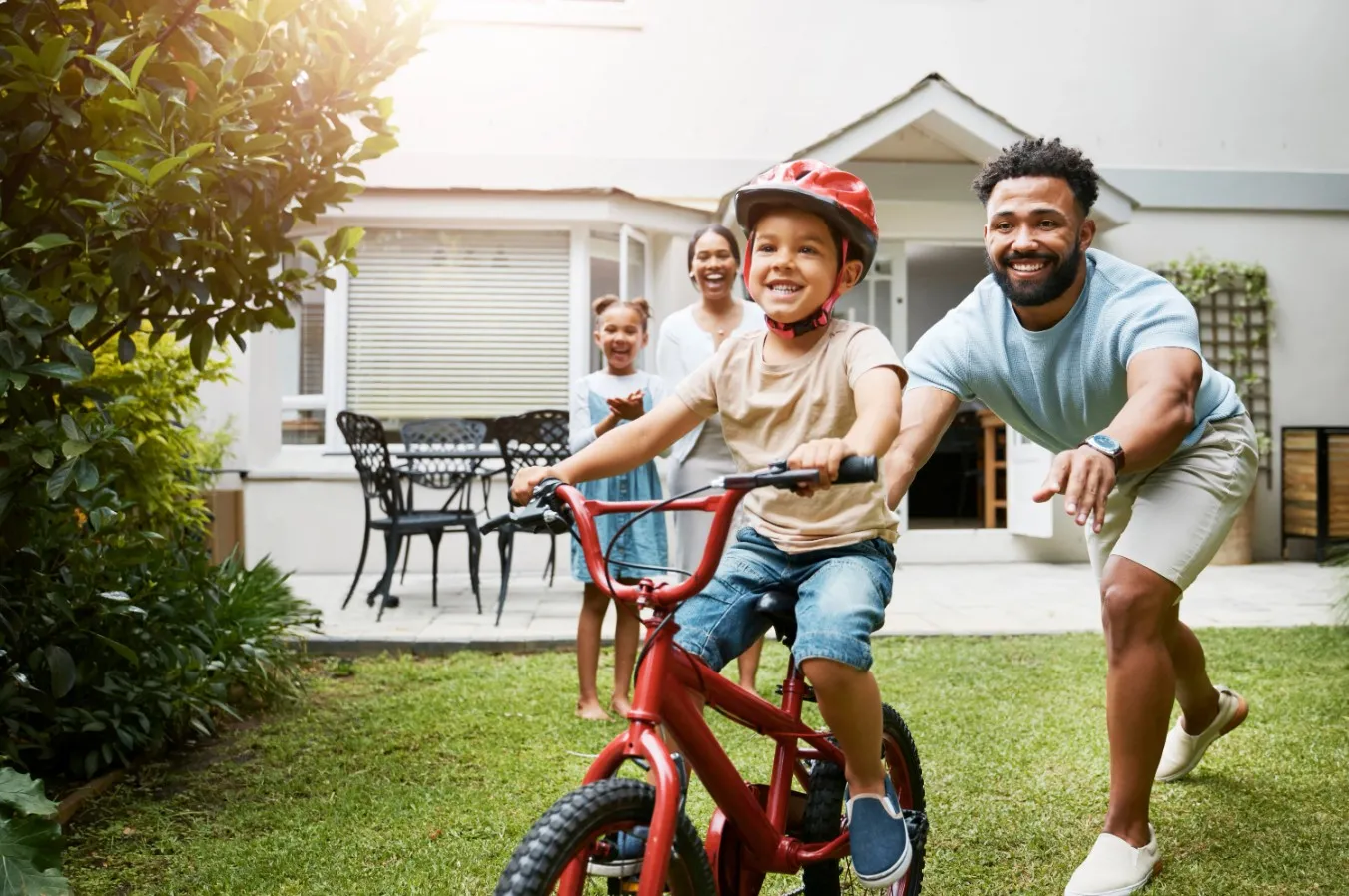 เลี้ยงลูก 1 คนใช้เงินเท่าไร เปิดวิธีคำนวณค่าใช้จ่ายเลี้ยงลูก 1 ตั้งแต่เกิดจนโต