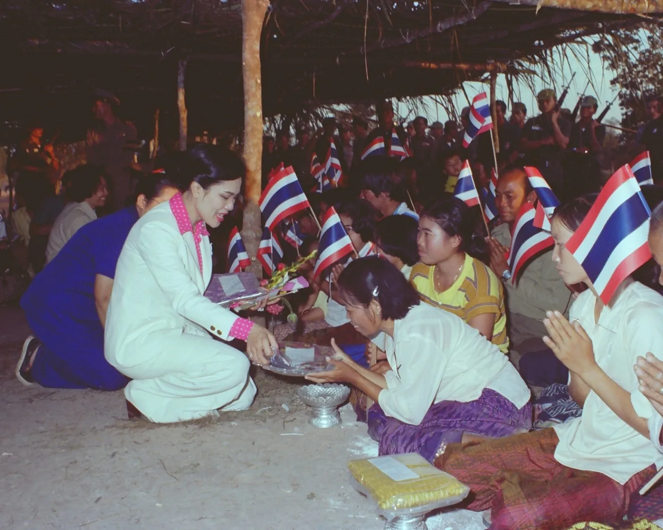 พระมารดาแห่งไหมไทย จากพระราชปณิธานแก้จน สู่การพลิกฟื้นผ้าไหมไทยให้ยั่งยืน