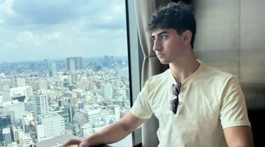 Zach Yadegari คือใคร ทำไมถึงหาเงินได้ถึง 990 ล้านบาท ด้วยวัยแค่ 18 ปี