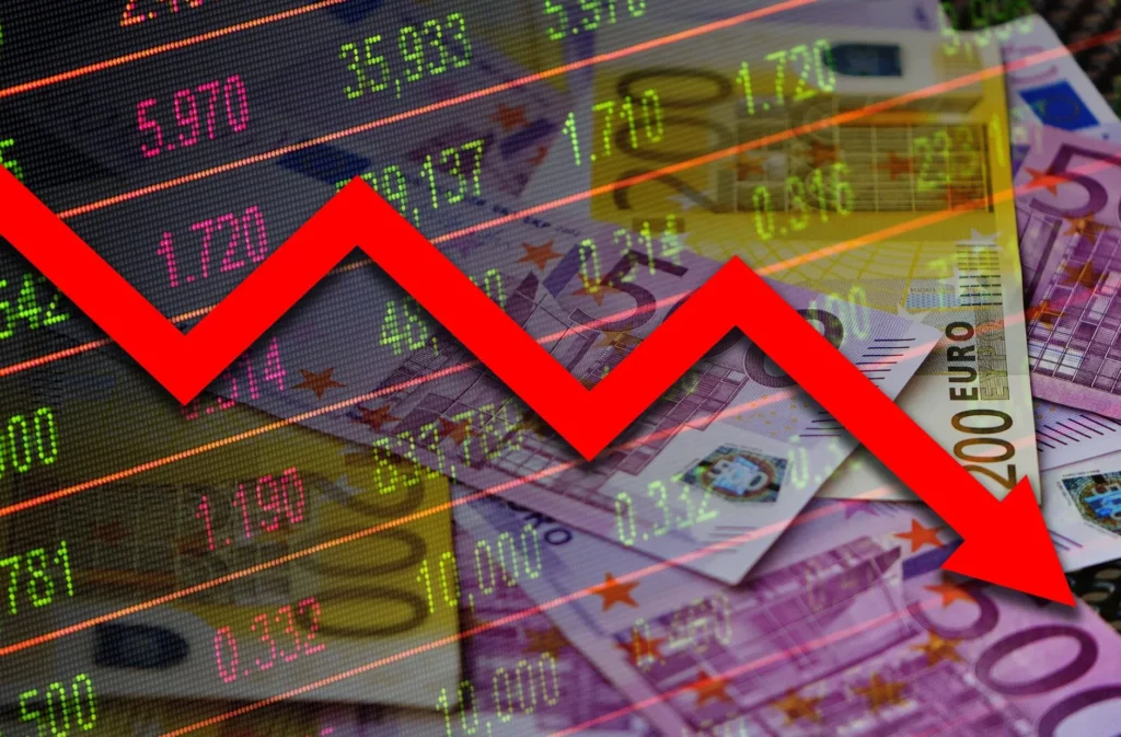 วิธีจัดพอร์ตรับมือหุ้นโลกร่วงหนัก นักลงทุนควรใช้กลยุทธ์จัดพอร์ตอย่างไร