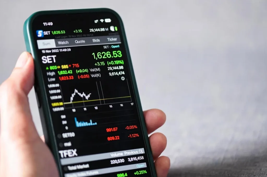 ทำไม NVIDIA ถึงปลุกชีพหุ้นไทย! ลุ้นทะลุ 1325 สู่เป้า 1450 จุด รับกระแส Risk-On