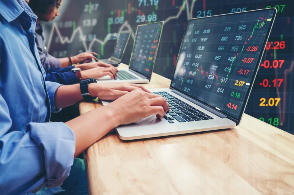 กนง. ลดดอกเบี้ย 1.25% กระทบหุ้น-เงินบาท-SMEs อย่างไร เปิดโอกาสลงทุนที่ต้องรู้