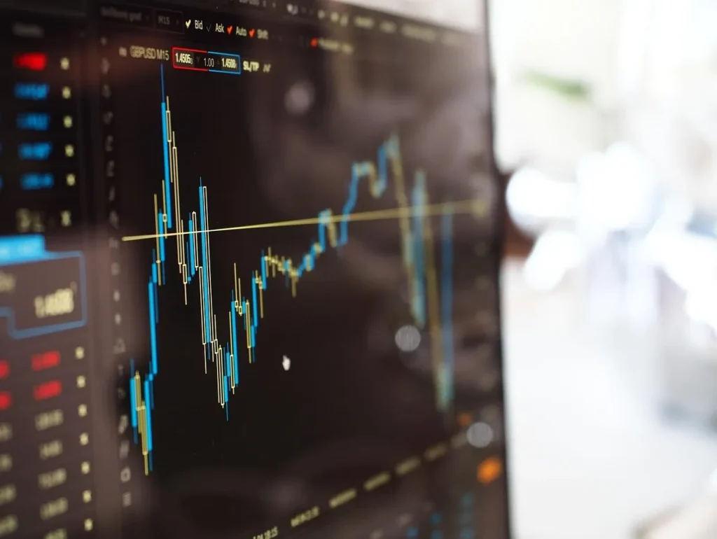 ยุบสภาหุ้นไทยไปทางไหน เจาะลึกสถิติ Election Rally และกลยุทธ์ดักเก็บหุ้นปันผล