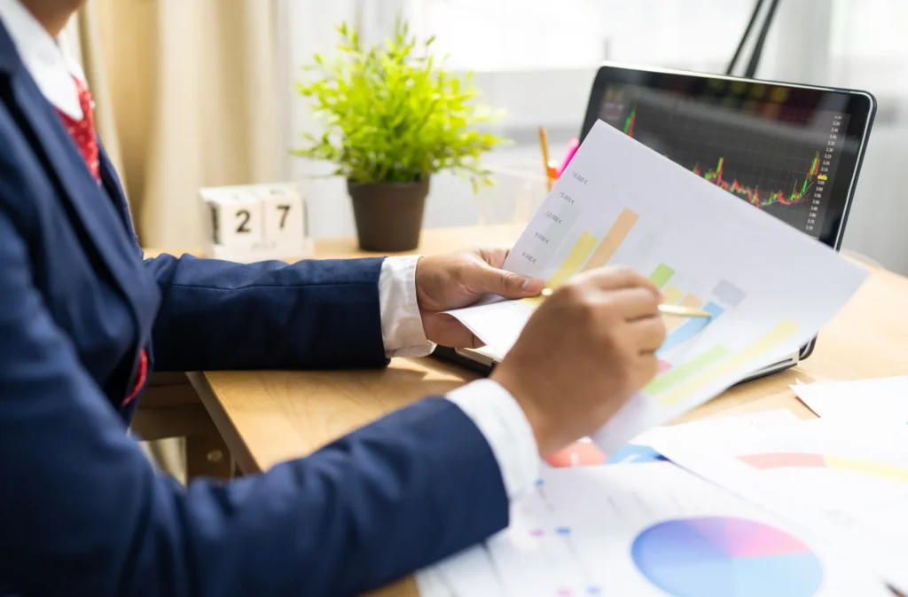 10 หุ้นเติบโต (Growth Stocks) น่าเก็บเข้าพอร์ตที่ราคายังต่ำกว่ามูลค่าจริง