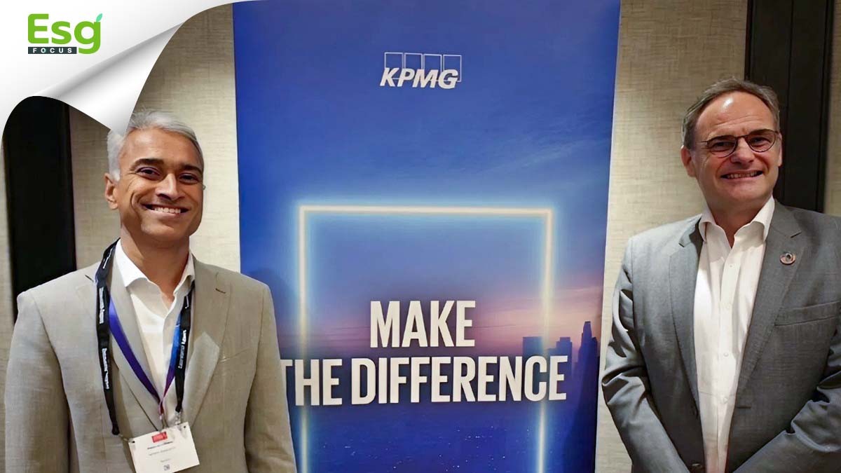 รูป KPMG วิเคราะห์สงคราม จุดพลิกหนีเสี่ยงฟอสซิลสู่พลังงานเขียว ชิงเงินลงทุนใหม่