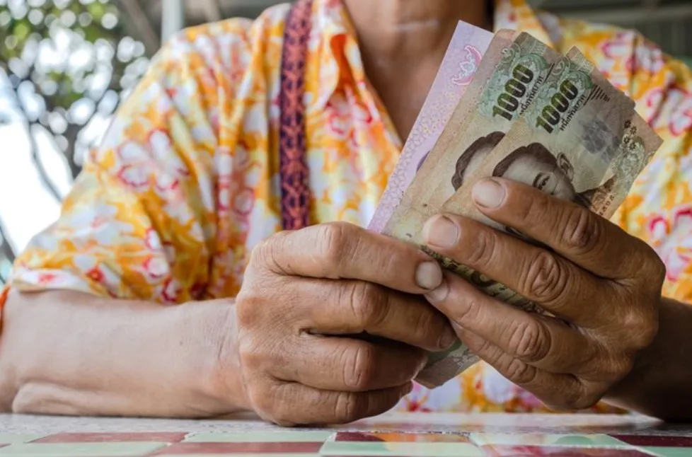 ค่าแรง 400 กระทบเราแค่ไหน? ชี้เป้าหุ้นที่รับอานิสงส์ไปเต็มๆ