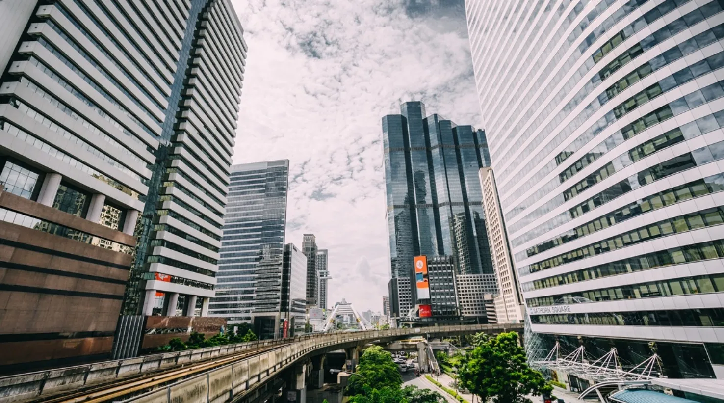 วิเคราะห์เจาะลึก SET Q2/68 ตลาดฟื้นจริงหรือ? พร้อมกลยุทธ์ลงทุนครึ่งปีหลัง