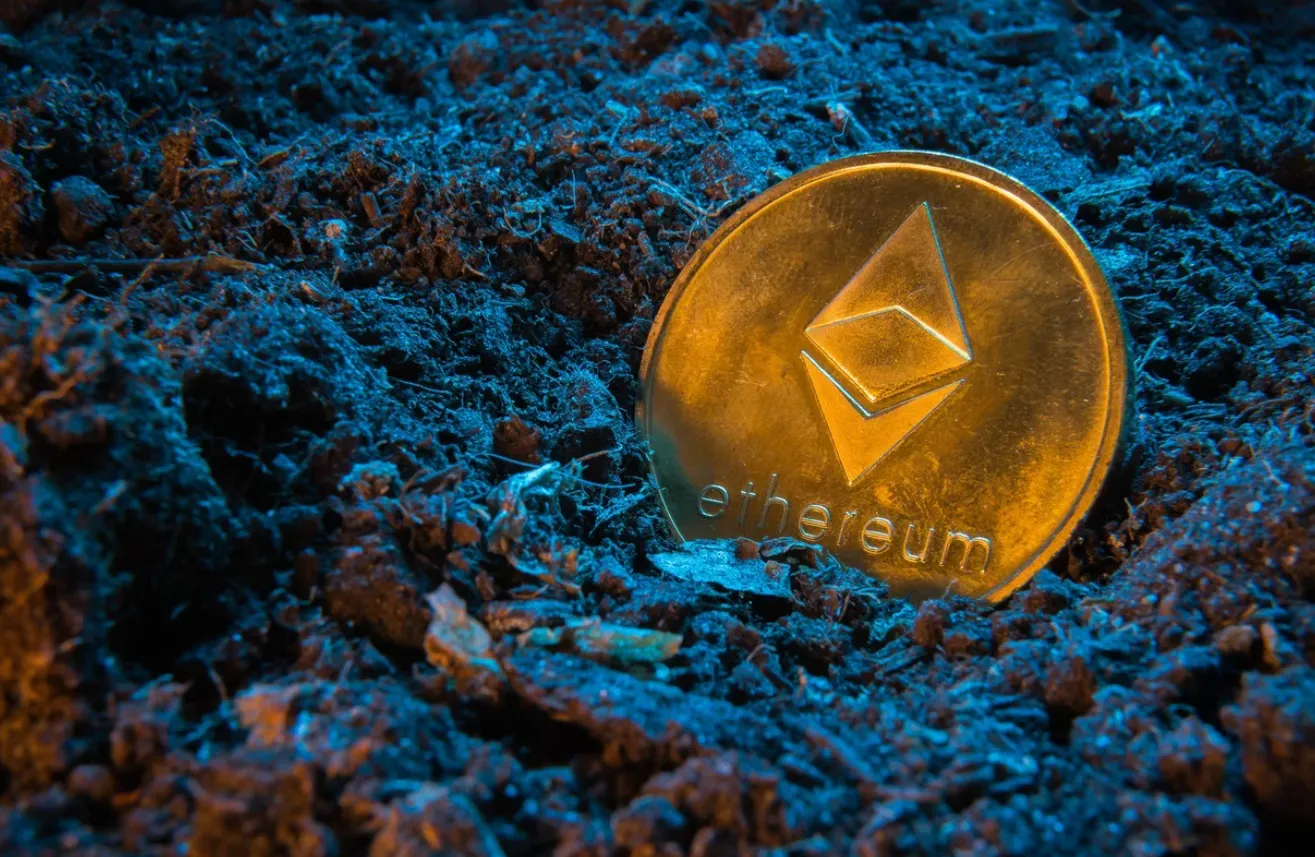 เปิดข้อมูลล่าสุด หุ้นเทคยักษ์ใหญ่ vs คริปโต ใครน่าลงทุนกว่ากัน?