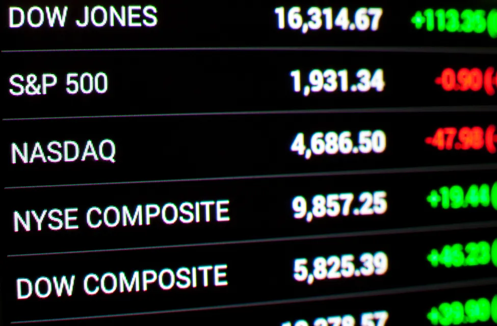 หุ้น S&P 500 กำลังเป็นกระทิงคลั่งหรือฟองสบู่? รู้ให้ทันก่อนตลาดหุ้นซ้ำรอย 1999