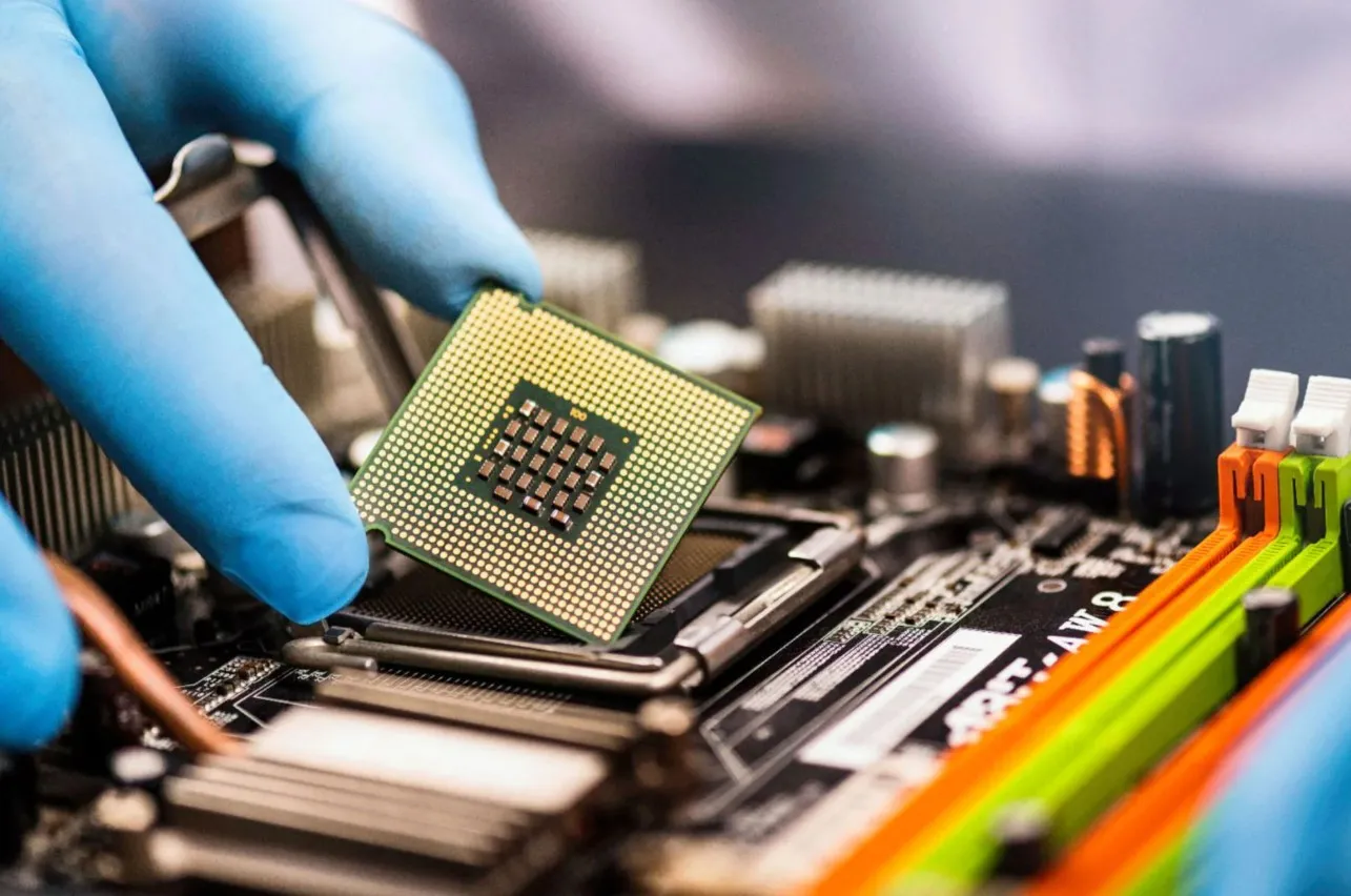 ภาษีชิป 100% คืออะไร เวลานี้กระทบใคร? และไทยจะคว้าโอกาสหรือเผชิญวิกฤต?